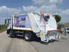 شاحنة لجمع القمامة الهيدروليكية
