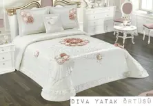 Diva Bed Spread
