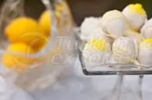 Cáscara de limón confitada