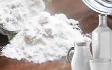 Powdered dairy products