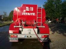 Camiones cisterna de agua