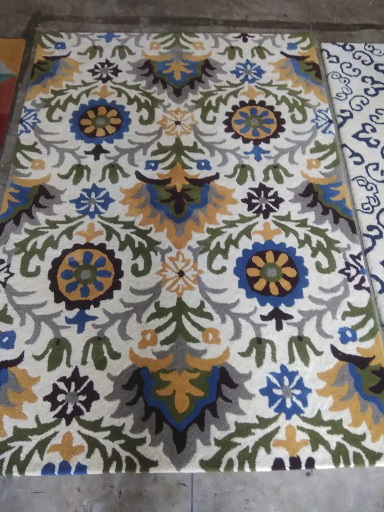 Tuffted carpet  Product